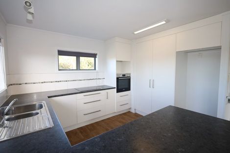 Photo of property in 37 Smiths Road, Matua, Tauranga, 3110