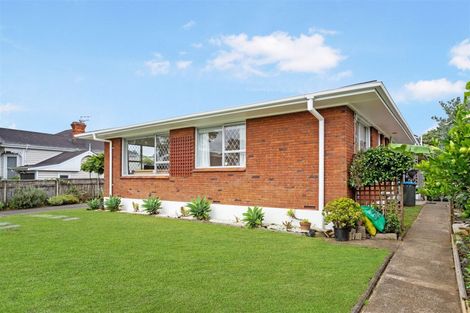 Photo of property in 1/8 Atherton Road, Epsom, Auckland, 1023