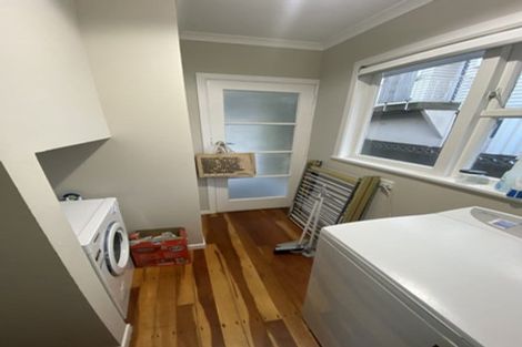 Photo of property in 113 Parkvale Road, Karori, Wellington, 6012