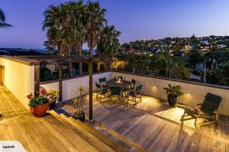 Photo of property in 1/46 Masterton Road, Rothesay Bay, Auckland, 0630