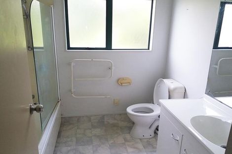 Photo of property in 6/42a Park Avenue, Papatoetoe, Auckland, 2025