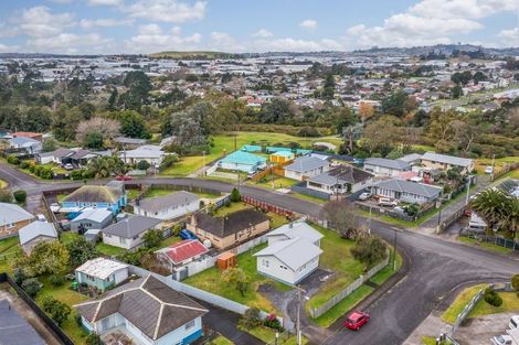 Photo of property in 1 Parker Crescent, Otara, Auckland, 2023