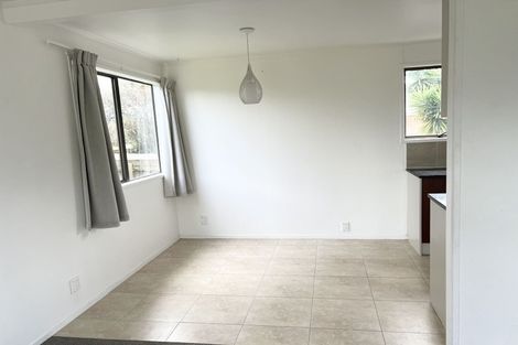 Photo of property in 67 Hyperion Drive, Randwick Park, Auckland, 2105