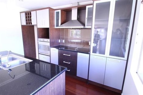 Photo of property in 9 Hornsey Avenue, Henderson, Auckland, 0612