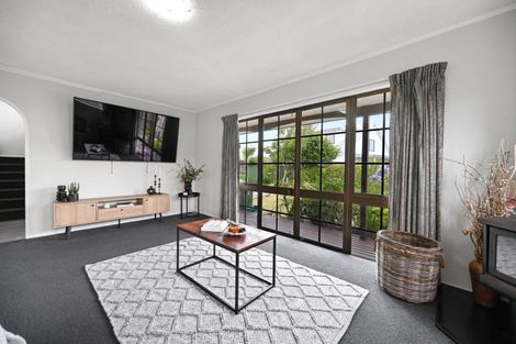 Photo of property in 5 Monique Place, Dinsdale, Hamilton, 3204