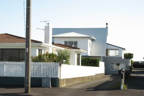 Photo of property in 12a Beach Street, Fitzroy, New Plymouth, 4312