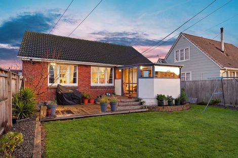 Photo of property in 36 Dunarnan Street, Avonside, Christchurch, 8061