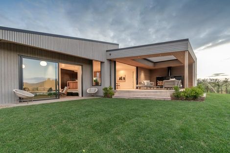 Photo of property in 148 Monument Road, Clevedon, 2582