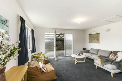 Photo of property in 11 Baldwin Street, Moera, Lower Hutt, 5010