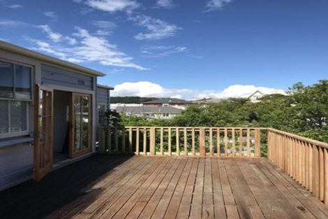 Photo of property in 35 Hankey Street, Mount Cook, Wellington, 6011
