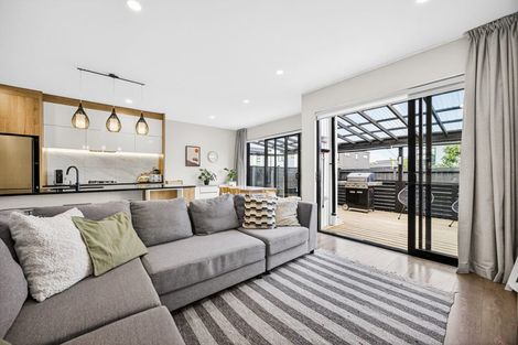 Photo of property in 117 Waekahu Road, Westgate, Auckland, 0814