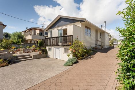 Photo of property in 21 Gordon Road, Mount Maunganui, 3116