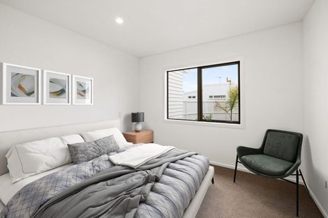 Photo of property in 102 Auckland Road, Greenmeadows, Napier, 4112