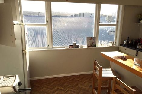 Photo of property in 19 Hania Street, Mount Victoria, Wellington, 6011