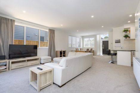 Photo of property in 8 Glide Lane, Whitby, Porirua, 5024