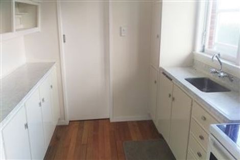 Photo of property in 1/2 Gordon Avenue, Milford, Auckland, 0620