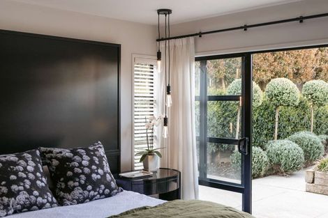 Photo of property in 21a Sunbrae Grove, Mount Maunganui, 3116