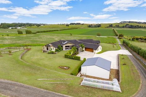 Photo of property in 70 Baylys Coast Road, Dargaville, 0377