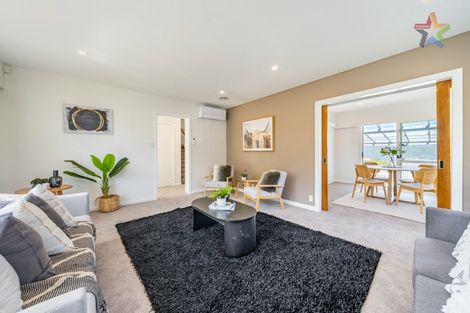 Photo of property in 35 Acacia Avenue, Maungaraki, Lower Hutt, 5010