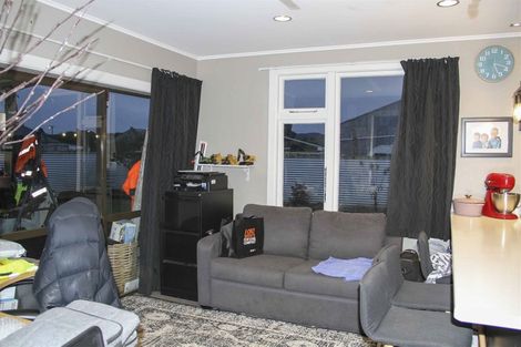 Photo of property in 14 Ferry Road, Tuatapere, 9620
