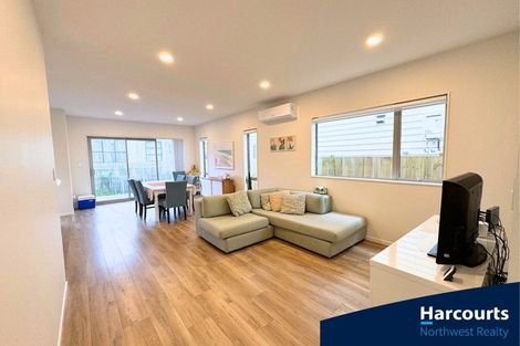 Photo of property in 13 Houhora Street, Westgate, Auckland, 0814