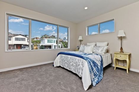 Photo of property in 17 Bounty Road, Long Bay, Auckland, 0630