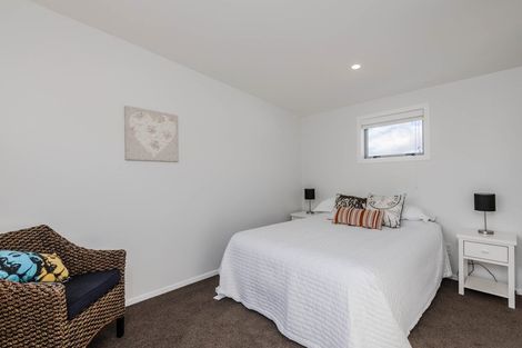 Photo of property in 24b Main Road, Titahi Bay, Porirua, 5022