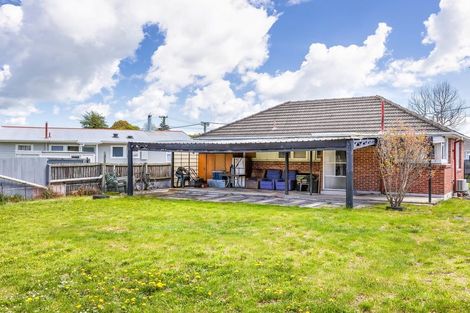 Photo of property in 28 Primrose Street, Northcote, Christchurch, 8052