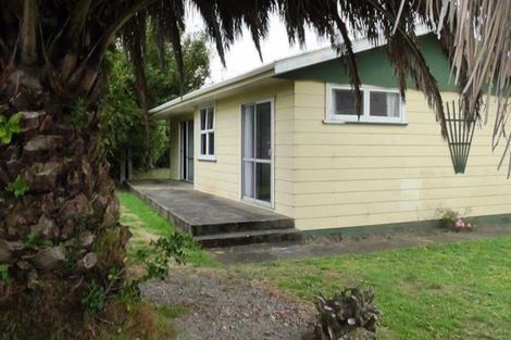 Photo of property in 9 Hardie Grove, Featherston, 5710