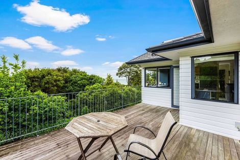Photo of property in 37 Cochrane Avenue, Arkles Bay, Whangaparaoa, 0932