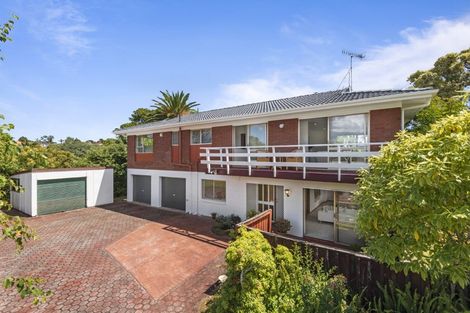 Photo of property in 13 Tarahanga Street, Northcote, Auckland, 0627