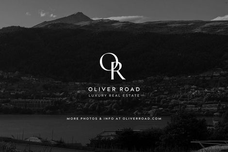 Photo of property in 8 Spring Hill Road, Kelvin Heights, Queenstown, 9300