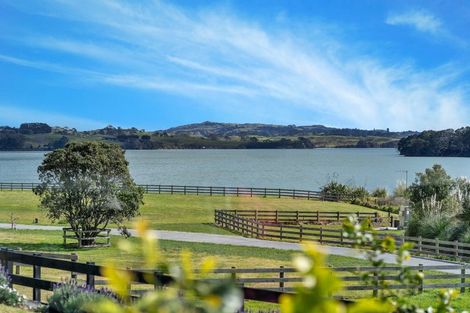 Photo of property in 15a Goble Road, Clarks Beach, Pukekohe, 2679