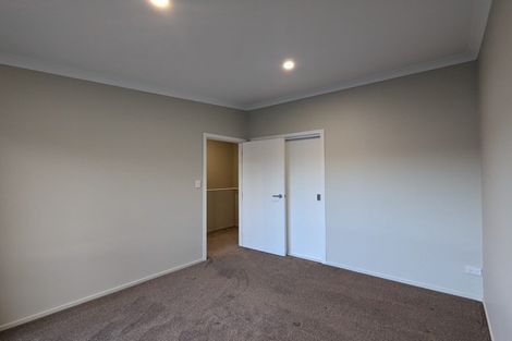 Photo of property in 1/19 Collins Avenue, Tawa, Wellington, 5028