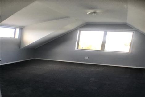 Photo of property in 1/36 Cyclarama Crescent, Massey, Auckland, 0614