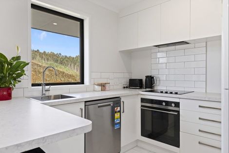 Photo of property in 1 Lemonwood Lane, Kinloch, Taupo, 3377