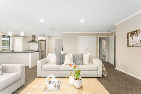 Photo of property in 15 Banks Boulevard, Whitby, Porirua, 5024