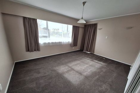 Photo of property in 49 Butterworth Drive, Glendene, Auckland, 0602