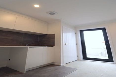 Photo of property in 210a Forrest Hill Road, Forrest Hill, Auckland, 0620