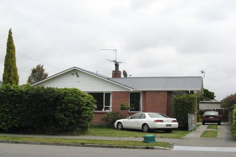 Photo of property in 21 Nortons Road, Avonhead, Christchurch, 8042