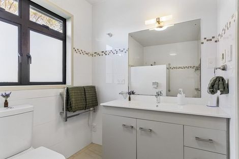 Photo of property in 69 Bell Street, Judea, Tauranga, 3110