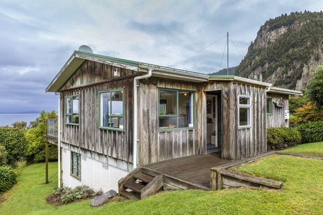 Photo of property in 25 Hinekapi Terrace, Kuratau, Turangi, 3381