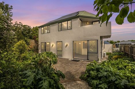 Photo of property in 3a Memorial Avenue, Ilam, Christchurch, 8053