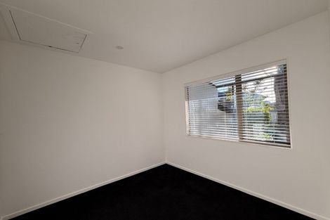 Photo of property in 28 Ballymore Drive, Pinehill, Auckland, 0632