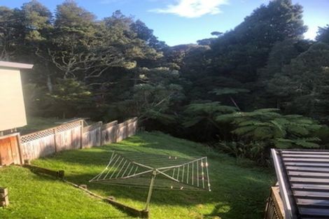 Photo of property in 2/26 Waratah Street, Birkenhead, Auckland, 0626