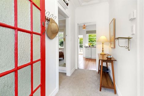 Photo of property in 25 Findlay Street, Tawa, Wellington, 5028