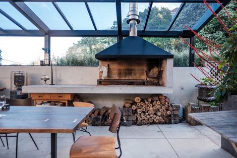 Photo of property in 32 Talavera Terrace, Kelburn, Wellington, 6012