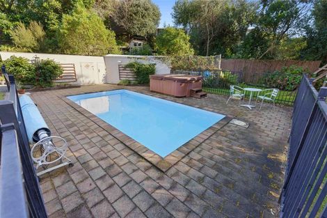 Photo of property in 6 Southleigh, Raumati South, Paraparaumu, 5032