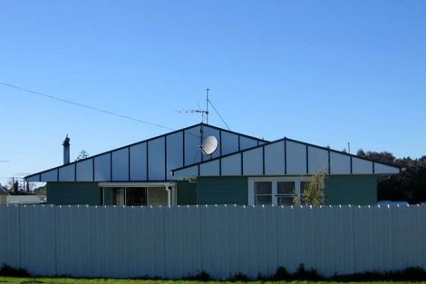 Photo of property in 29a Wallace Street, Featherston, 5710