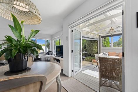 Photo of property in 10 Totara Park Avenue, Motueka, 7120